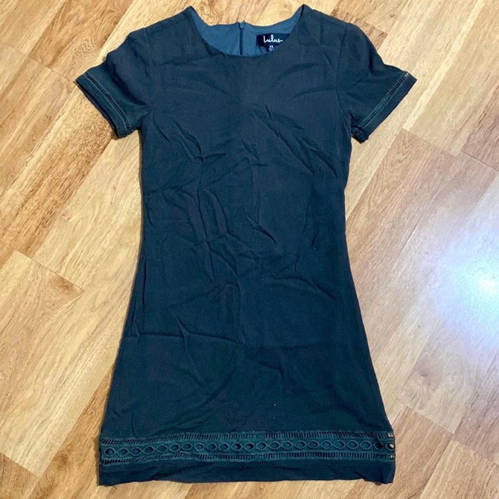 Lulu’s cargo green mini dress.